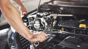Meccanico-auto-fonte-Freepik-newscamp