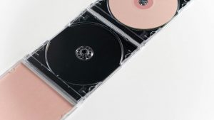 disco - pexels - newscamp